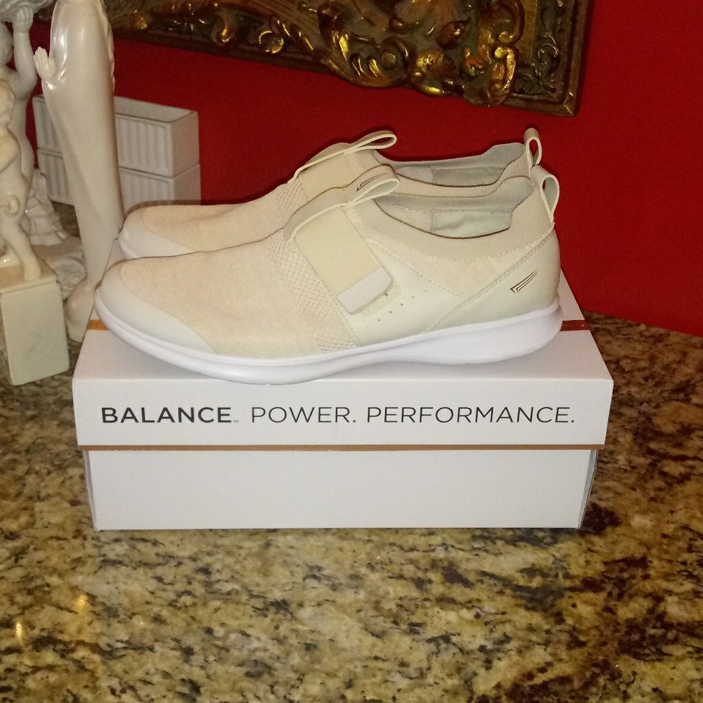 1018 Copper Fit Spirit Sport Sneakers